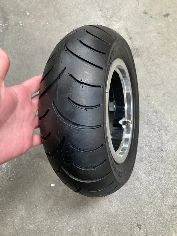 90/65-6.5 MINIMOTORS TUBELESS STREET RSC "NO FLAT" TIRE AND RIM REAR
